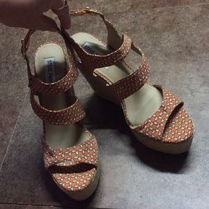 ☀️ STEVE MADDEN WEDGES - STYLE JENNY - SZ 7.5 ☀️